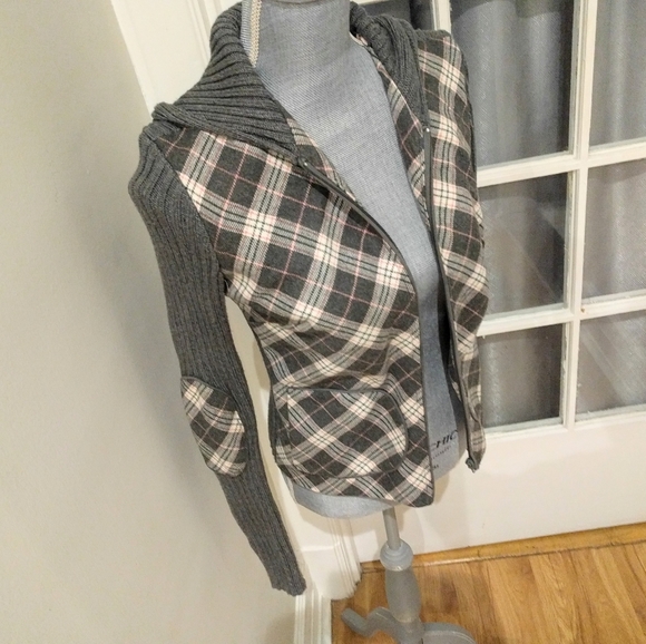 IRIS sweater/hoodie - Picture 3 of 7